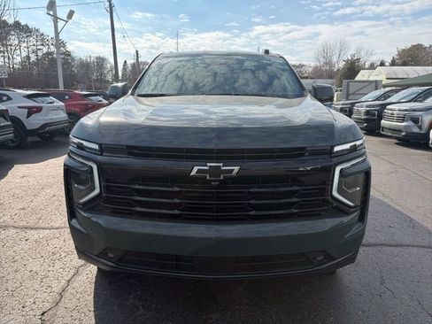 New 2026 Chevrolet Suburban RST w/ Comfort Package AWD/4WD image 8