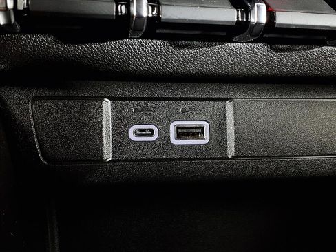 New 2026 GMC Canyon Elevation w/ Convenience Package image 14