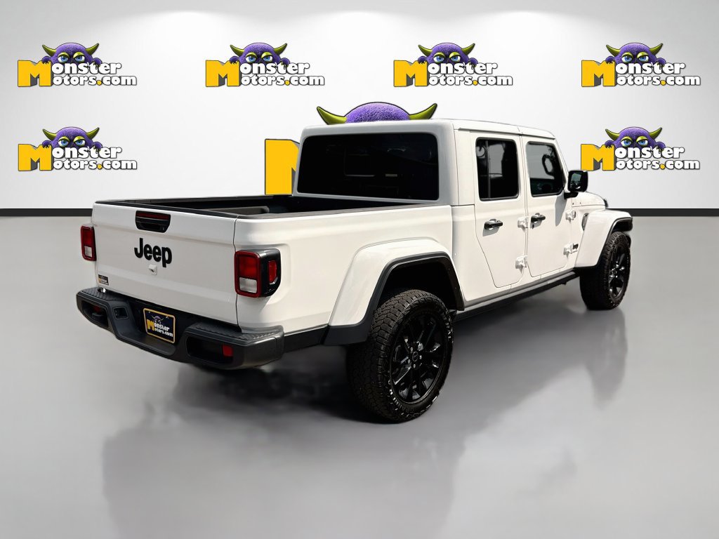 Used 2025 Jeep Gladiator Sport AWD/4WD image 5