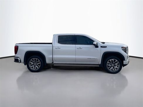 Used 2024 GMC Sierra 1500 Denali w/ Denali Reserve Package image 8