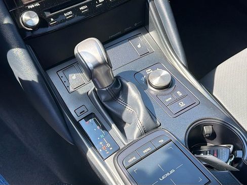 Used 2025 Lexus IS 350 F Sport image 16