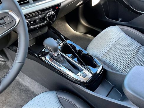 New 2025 Chevrolet Trax LT w/ Driver Confidence Package image 8