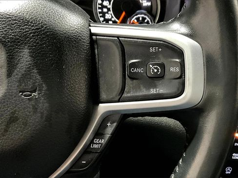 Used 2021 RAM 1500 Big Horn image 12