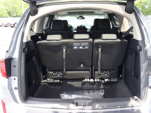 Used 2026 Honda Odyssey EX-L image 12
