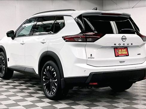 New 2026 Nissan Rogue Dark Armor image 4