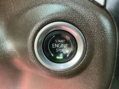 Used 2019 Chevrolet Silverado 1500 LT w/ Convenience Package image 33