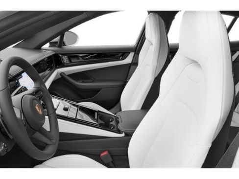 Used 2025 Porsche Panamera image 11
