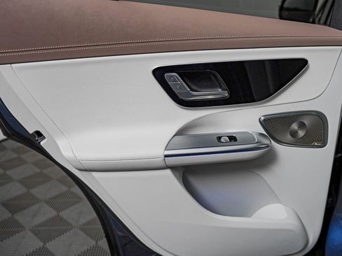 Certified 2023 Mercedes-Benz EQE 350+ SUV image 23