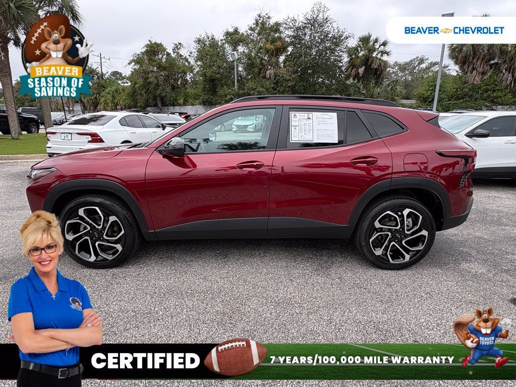 Used 2025 Chevrolet Trax RS w/ Driver Confidence Package FWD image 4