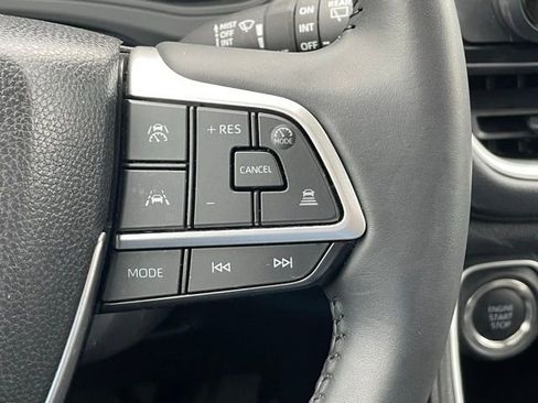 Used 2025 Toyota Grand Highlander FWD image 21