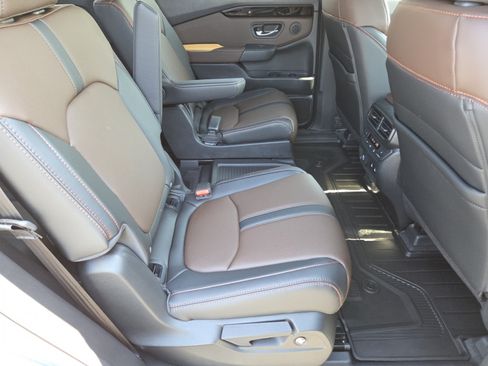 New 2026 Honda Pilot TrailSport image 23