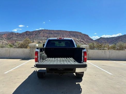 Used 2013 Chevrolet Silverado 1500 LT w/ Convenience Package AWD/4WD image 8