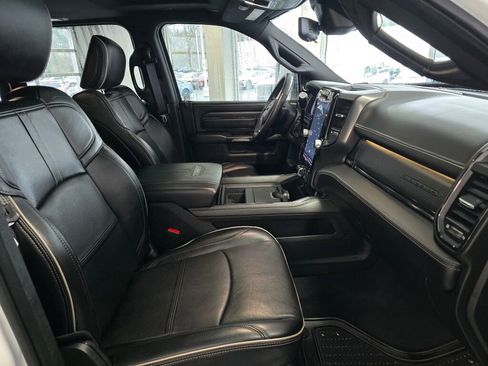 Used 2024 RAM 2500 Limited image 47