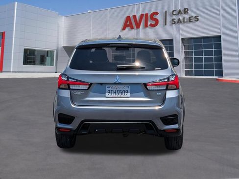 Used 2025 Mitsubishi Outlander Sport SE AWD/4WD image 7