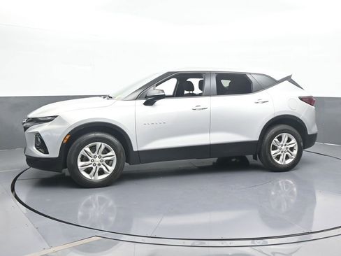 Used 2021 Chevrolet Blazer LT image 2