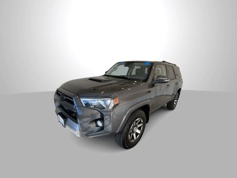 Certified 2020 Toyota 4Runner TRD Off-Road Premium w/ Moonroof Package AWD/4WD image 4