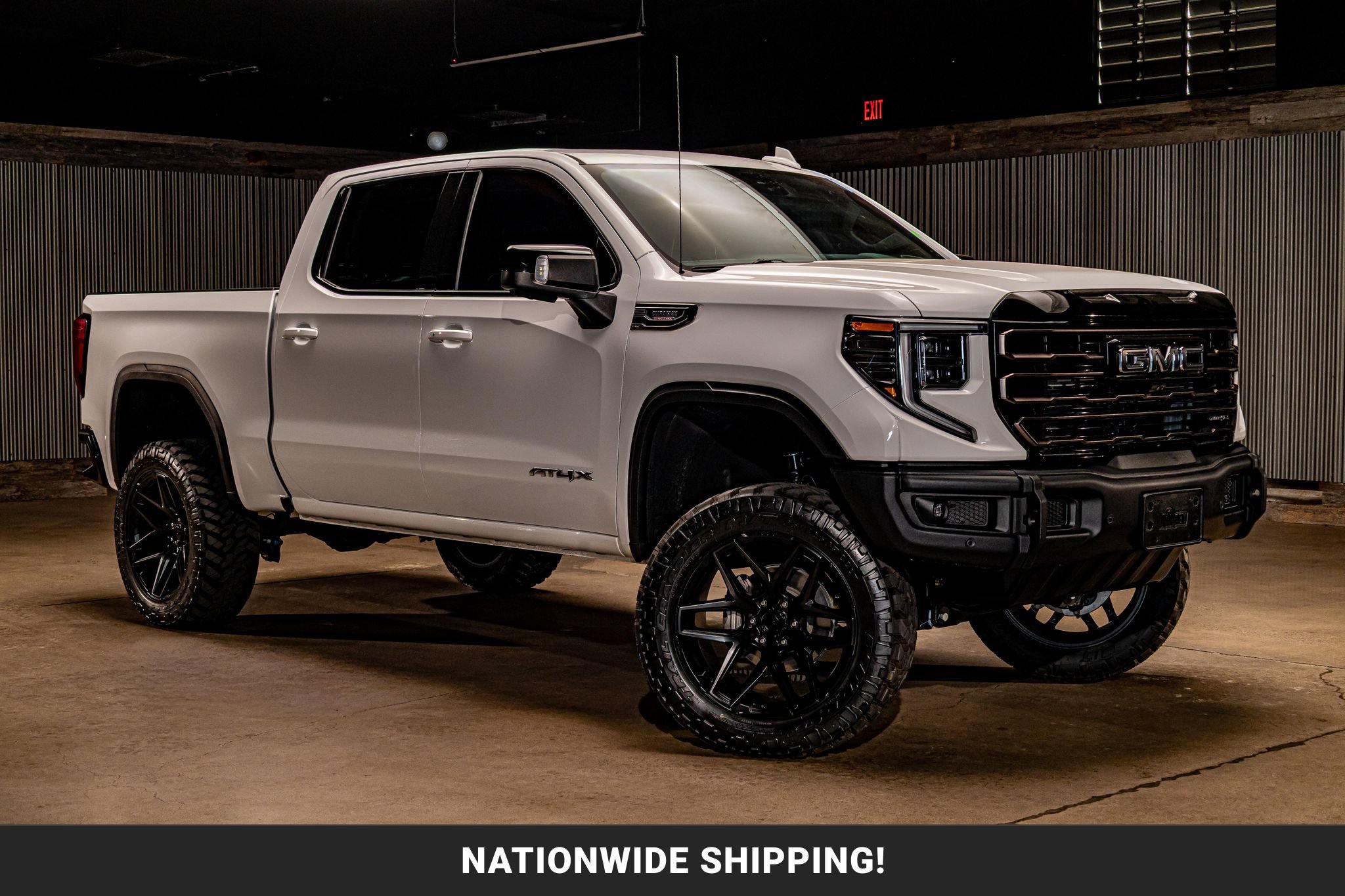 Used 2025 GMC Sierra 1500 AT4X AWD/4WD image 1