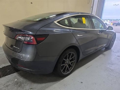 Used 2018 Tesla Model 3 Long Range AWD/4WD image 7