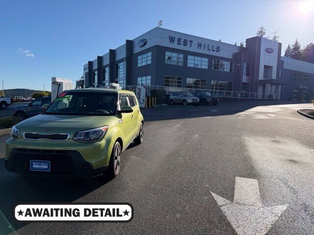 Used 2016 Kia Soul FWD image 1