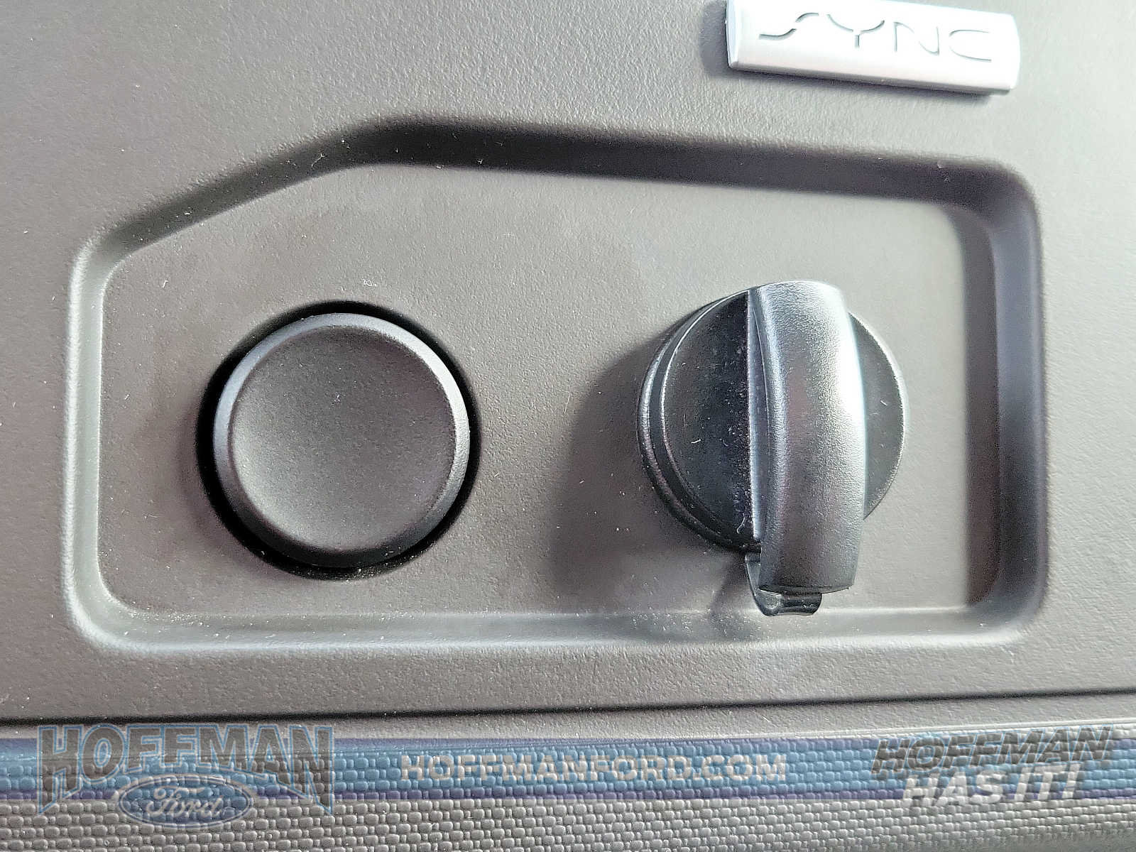 Used 2017 Ford E-350 and Econoline 350 Super Duty w/ Power Windows & Locks Group RWD image 21