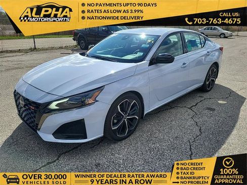 Used 2024 Nissan Altima 2.5 SR FWD image 1