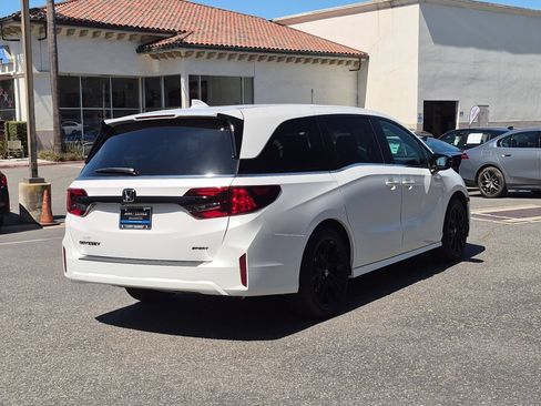 New 2026 Honda Odyssey Sport-L image 5