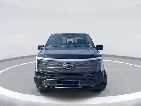 Certified 2022 Ford F150 Lightning Lariat image 2