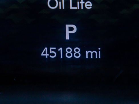 Used 2021 Jeep Gladiator Overland w/ Popular Equipment Package image 19