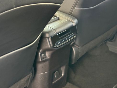 Used 2025 Toyota Grand Highlander XLE image 25