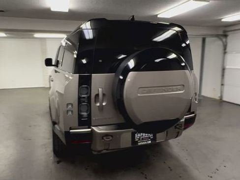 Used 2023 Land Rover Defender 130 X image 7