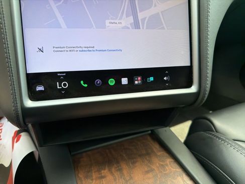 Used 2019 Tesla Model S 100D AWD/4WD image 23