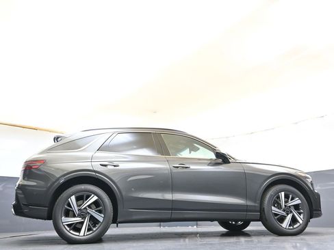 New 2026 Genesis GV70 3.5T Sport Advanced image 34