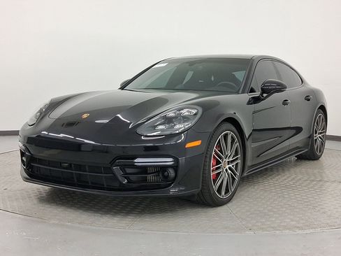 Certified 2023 Porsche Panamera GTS image 1