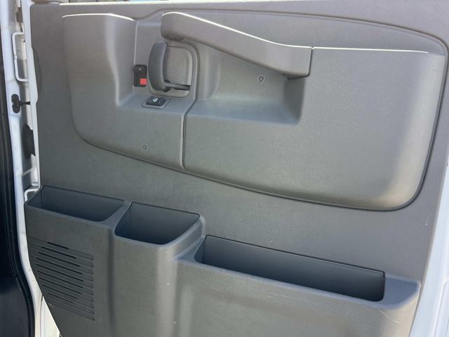 Used 2025 Chevrolet Express 2500 Extended w/ Driver Convenience Package RWD image 23