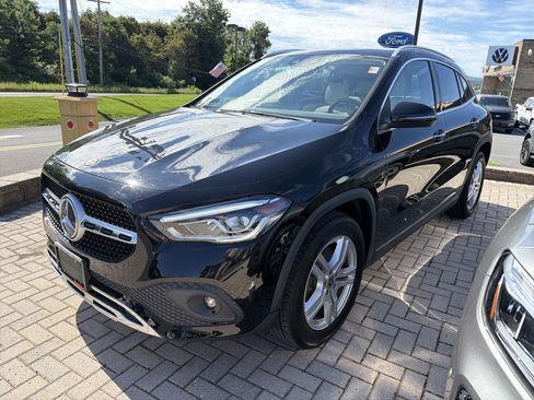 Used 2023 Mercedes-Benz GLA 250 4MATIC image 4