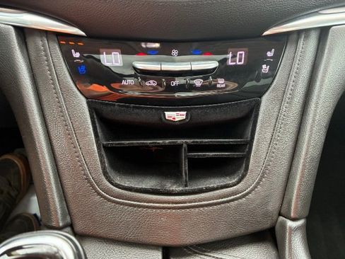 Used 2017 Cadillac XT5 Premium Luxury AWD/4WD image 19