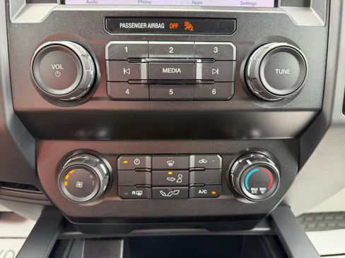 Used 2019 Ford F150 XL w/ Equipment Group 101A Mid AWD/4WD image 21