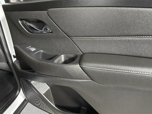 Certified 2023 Chevrolet Traverse LT image 33