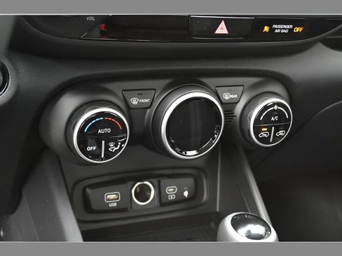 New 2026 Hyundai Venue SEL FWD image 24