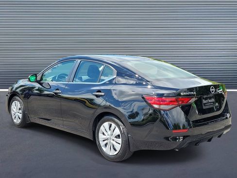 Used 2025 Nissan Sentra S FWD image 4
