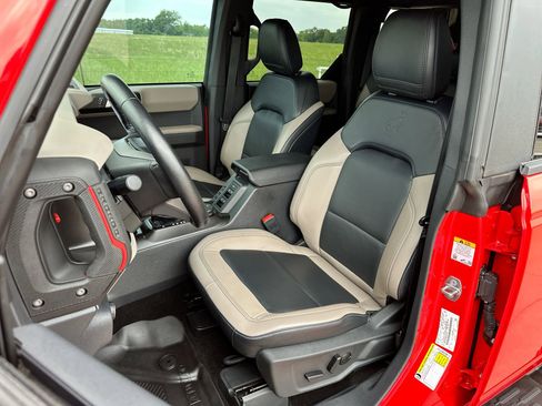 Used 2021 Ford Bronco Wildtrak AWD/4WD image 11