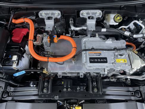 Certified 2024 Nissan Ariya AWD image 28