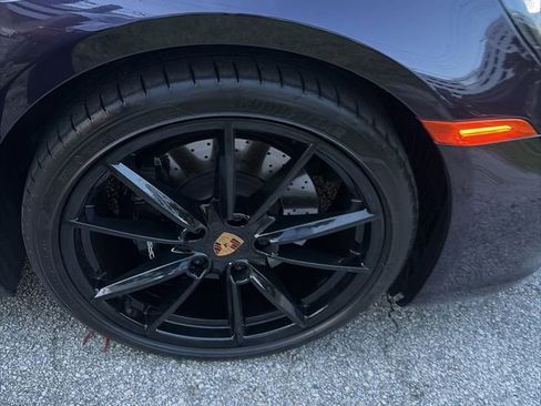 Certified 2023 Porsche 911 Carrera S RWD image 8