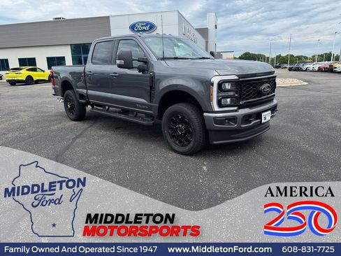 New 2026 Ford F250 XLT w/ XLT Premium Package AWD/4WD image 1
