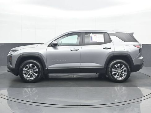 Used 2026 Chevrolet Equinox LT AWD/4WD image 3