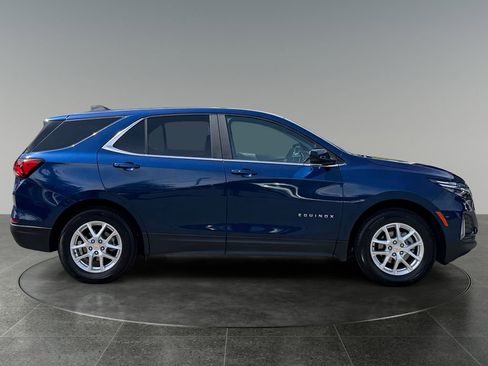 Used 2022 Chevrolet Equinox LT FWD image 10