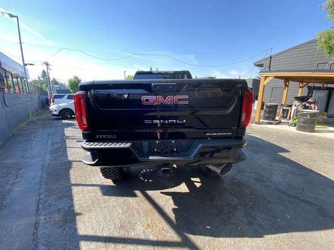 Used 2020 GMC Sierra 2500 Denali w/ Denali Ultimate Package AWD/4WD image 5