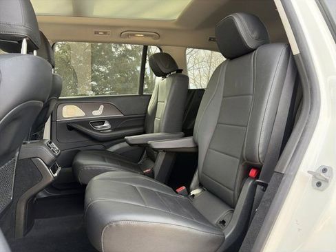 Used 2023 Mercedes-Benz GLS 450 4MATIC w/ AMG Line Exterior image 26