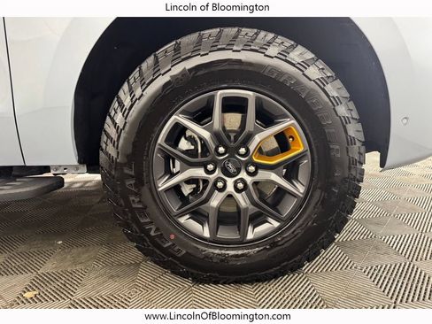 Used 2025 Ford Expedition Tremor AWD/4WD image 38