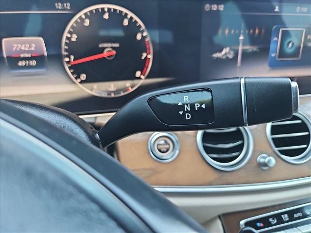 Used 2018 Mercedes-Benz E 300 image 12